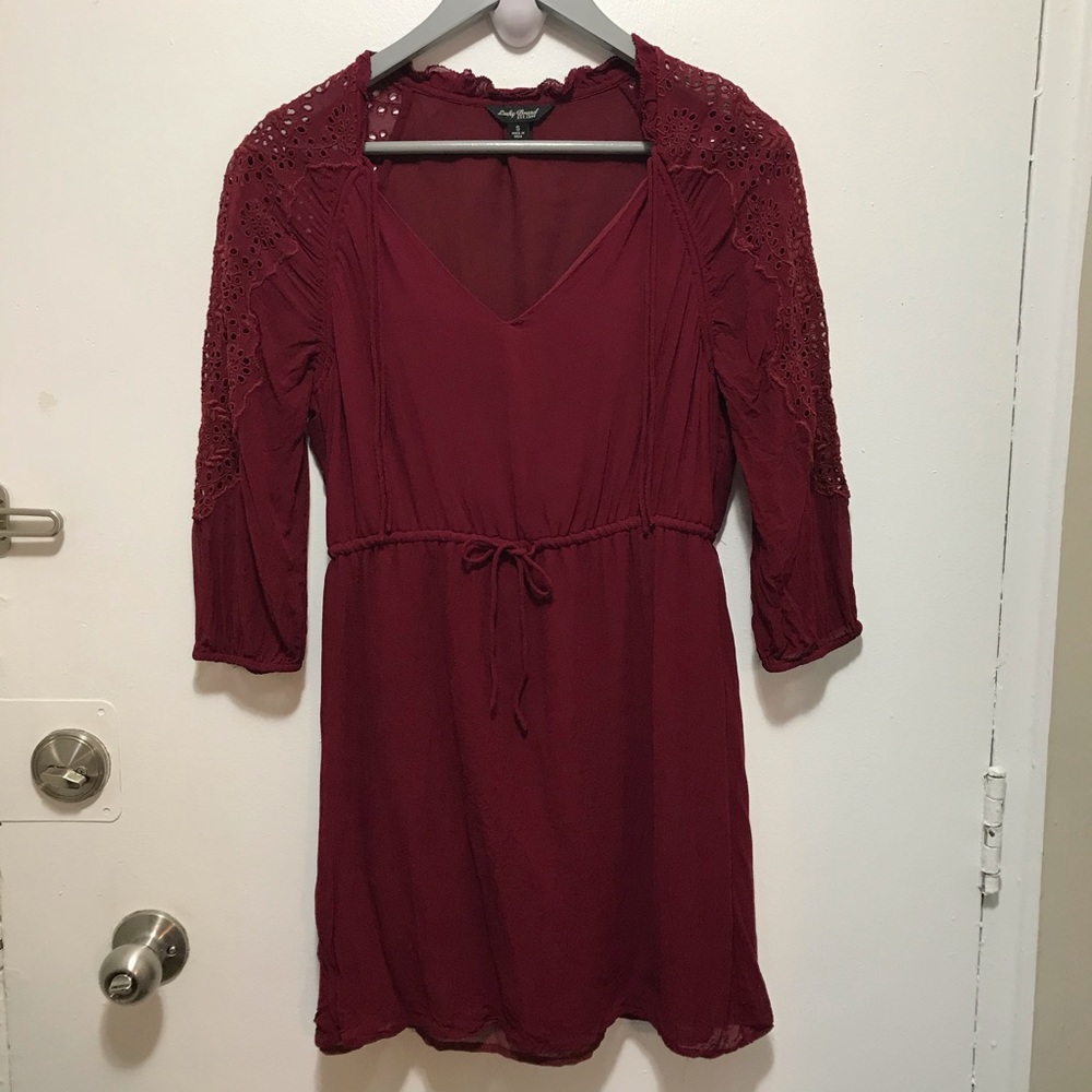 Lucky Brand burgundy maroon eyelet sleeve ruffled midi dress size Small